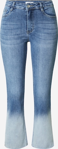 Hailys Bootcut Jeans 'Carry' in Blau: predná strana