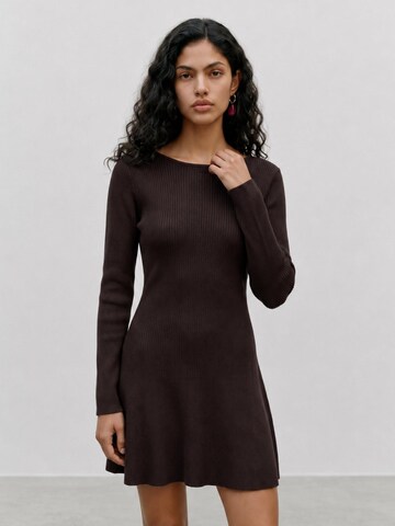 VERO MODA Strikkjole i brun