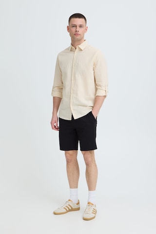 INDICODE JEANS Regular Chinoshorts ' IDCowsol ' in Schwarz