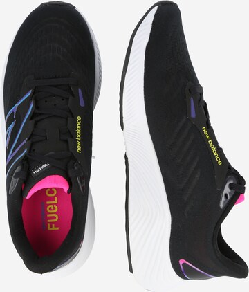 Scarpa sportiva 'FC Prism' di new balance in nero