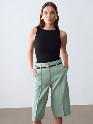 Dilvin Top in Black