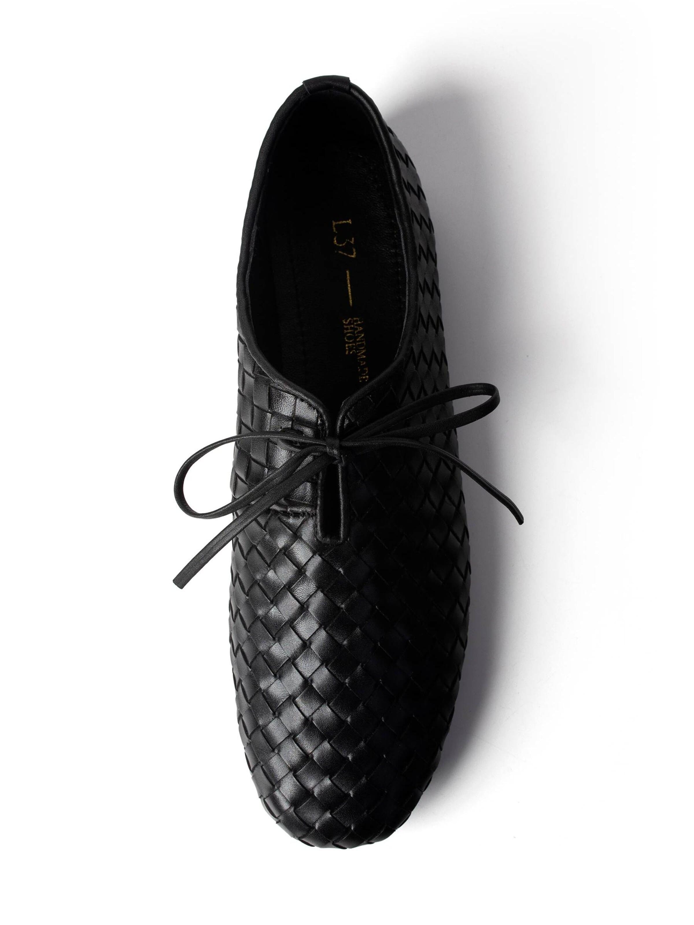 Scarpa stringata 'SUNLIGHT ON MY SKIN' di L37 HANDMADE SHOES in nero