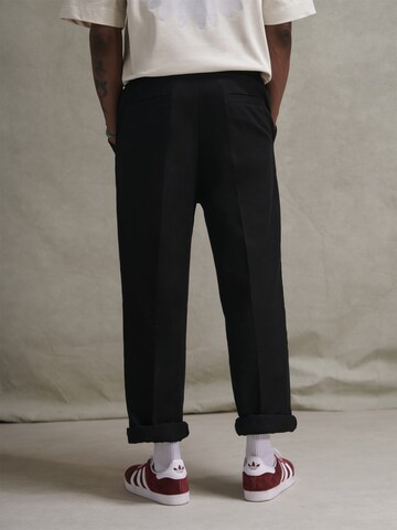 ABOJ ADEJ Regular Trousers 'Mendefera' in Black