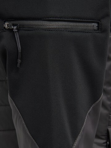 Hummel Jacke 'North' in Schwarz