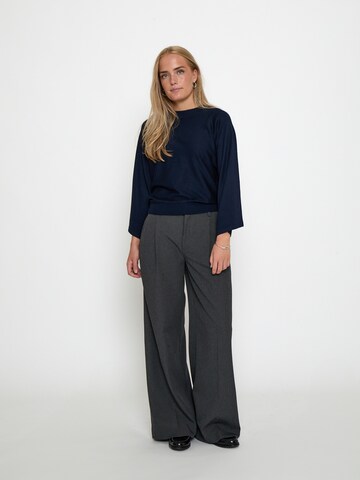 minus Top 'Tess' in Blauw