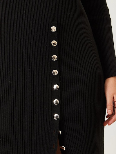 Bianco Lucci Robes en maille en noir, Vue avec produit