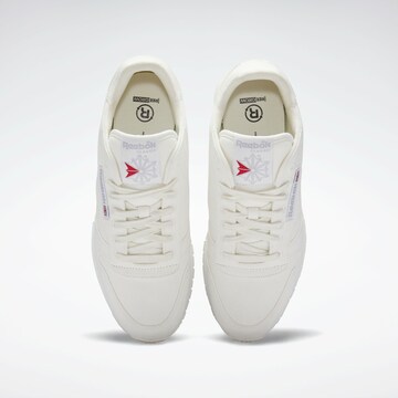 Baskets basses 'Grow' Reebok en blanc