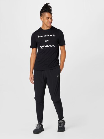 Reebok - Slimfit Calças de desporto em preto