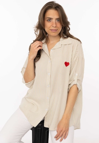 Zwillingsherz Blouse in Beige: voorkant