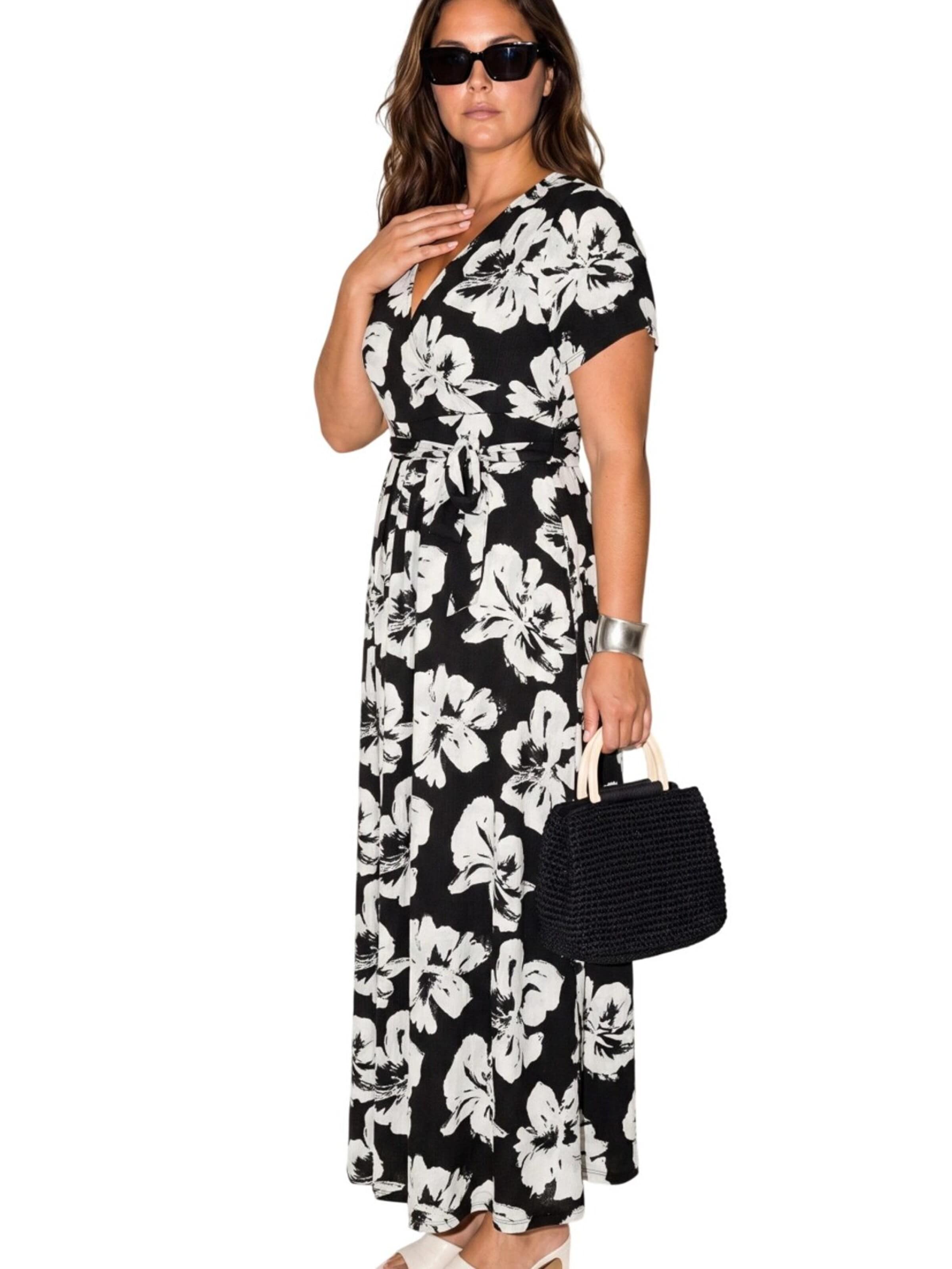 Shape Of You Dress in Black