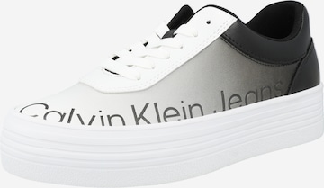 Calvin Klein Jeans Sneakers in White: front