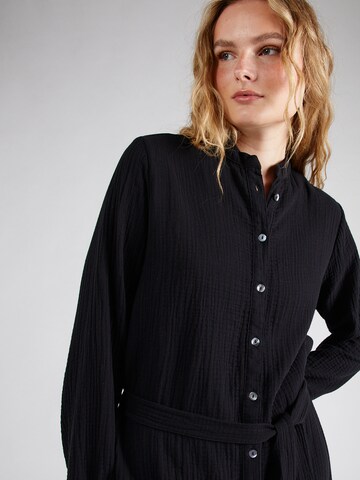 Abito camicia di Sublevel in nero