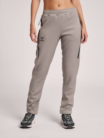 Hummel Slim fit Workout Pants in Brown: front