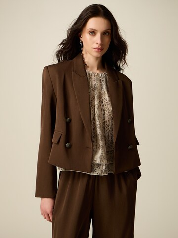 oltre Blazers in Bruin: voorkant