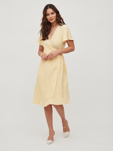 VILA Kleid 'Lovie' in Gelb