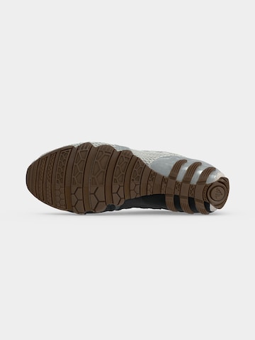 ADIDAS ORIGINALS Низкие кроссовки 'GHOST SPRINT' в Серебристый