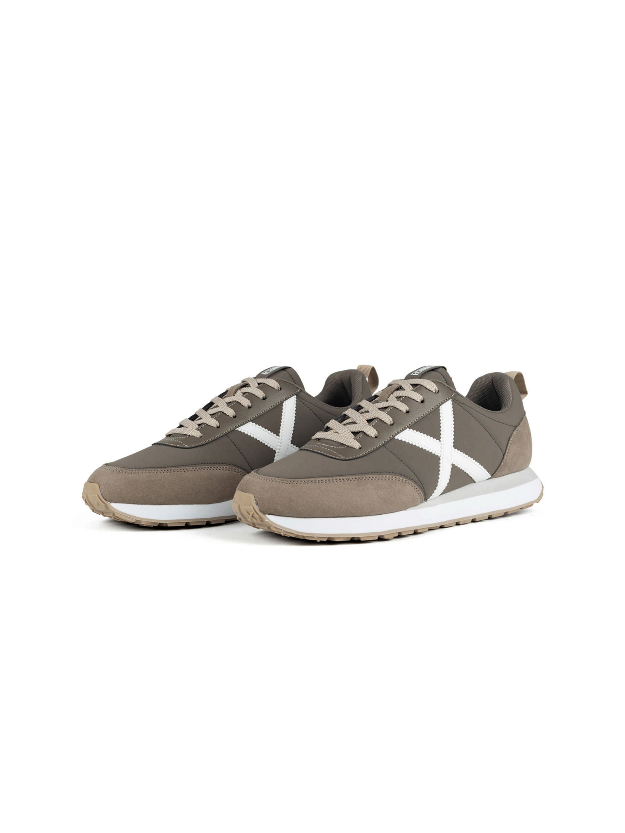 Baskets basses 'Rush' MUNICH en gris : devant