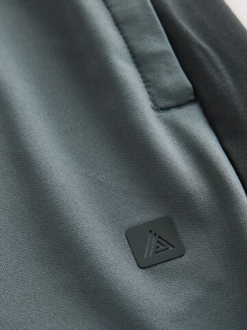 Next Tapered Broek in Grijs