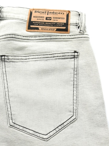 Coupe slim Jean 'D-STRUKT' DIESEL en argent