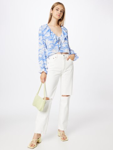 Monki Blouse in Blauw