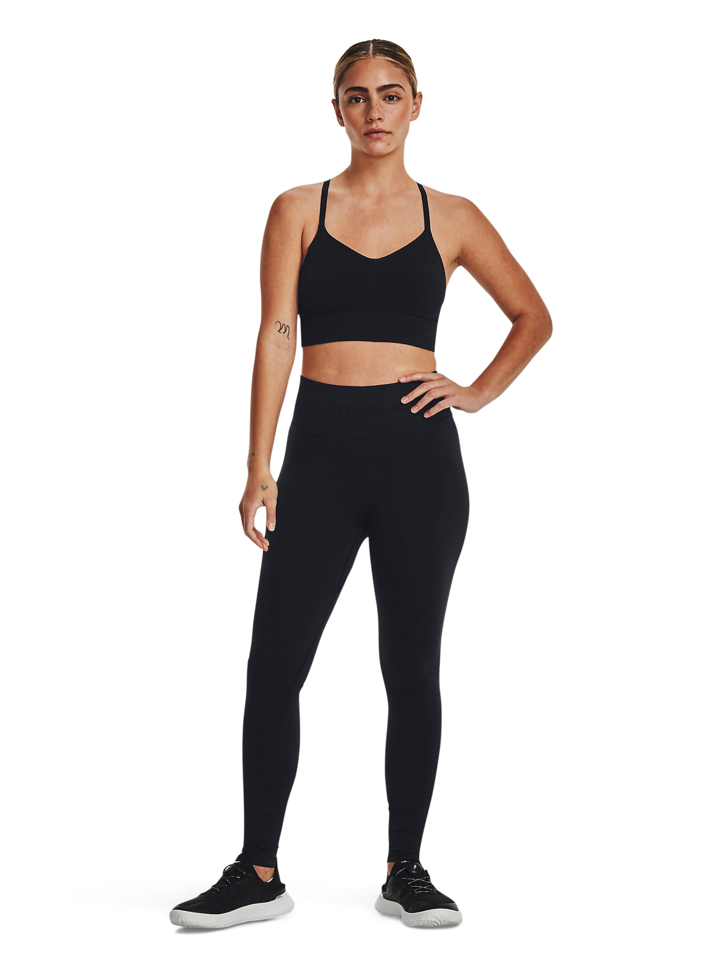 UNDER ARMOUR Skinny Παντελόνι φόρμας σε μαύρο: μπροστά