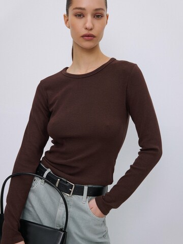 Estro Blus '2617' i brun