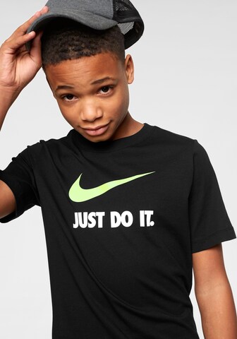 Nike Sportswear Shirt in Zwart