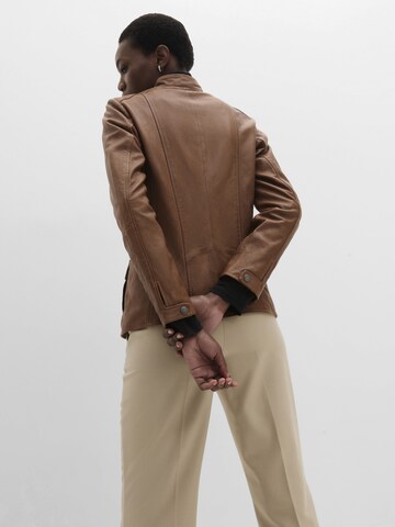 bonprix Jacke in Braun
