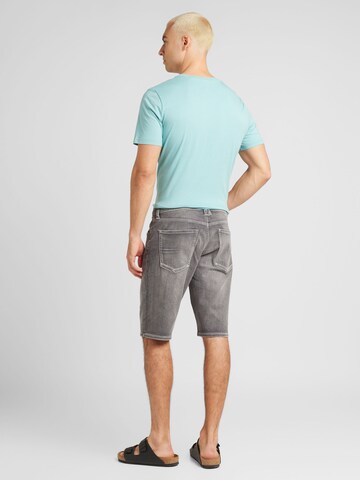 s.Oliver Regular Shorts in Grau