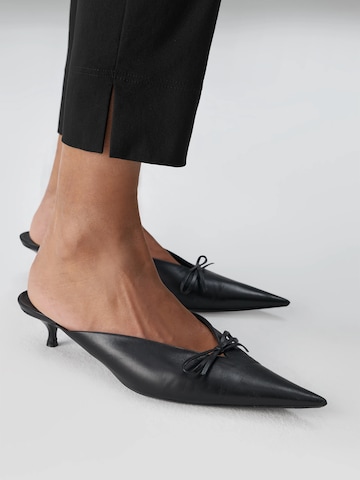 Minx Regular Trousers 'MOSES' in Black