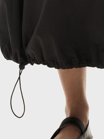 Thinking MU Skirt 'ETEL' in Black