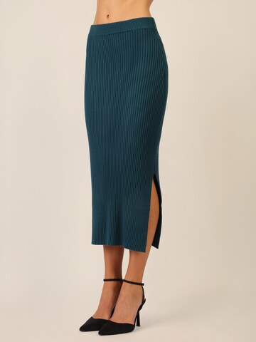 APART Skirt in Green: front