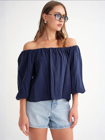 MixRay - Blusa em azul: frente