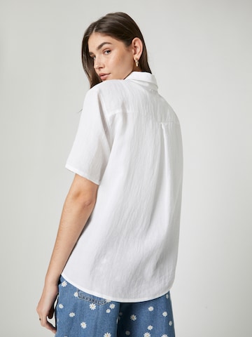 florence by mills exclusive for ABOUT YOU Blouse 'Misty Morning' in White
