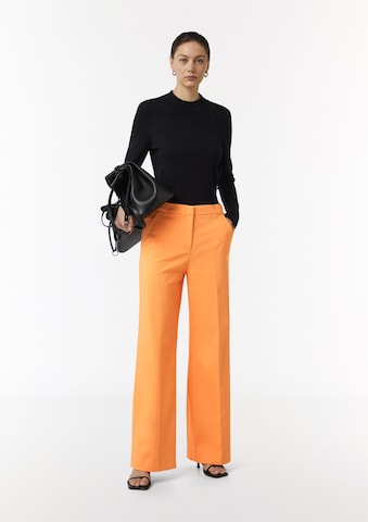 COMMA Regular Pants in Orange