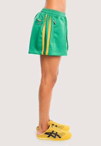 Another Cotton Lab Loosefit Shorts 'Everyday' in Grün