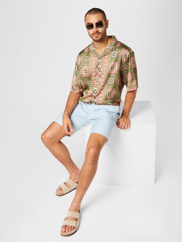 TOPMAN Regular Shorts in Blau