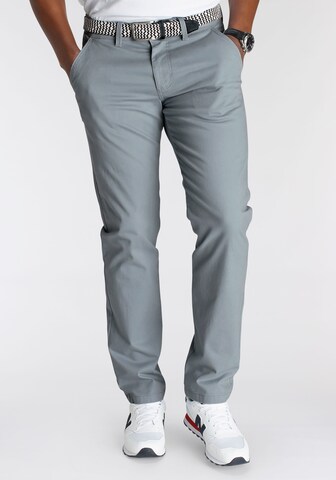 DELMAO Regular Chino Pants in Grey