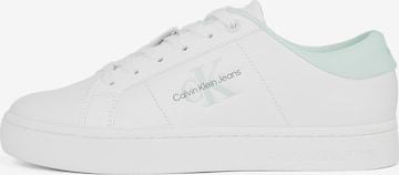 Baskets basses 'CLASSIC' Calvin Klein Jeans en blanc : devant