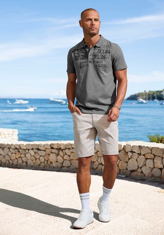 JOHN DEVIN Poloshirt in Grau: Vorderseite