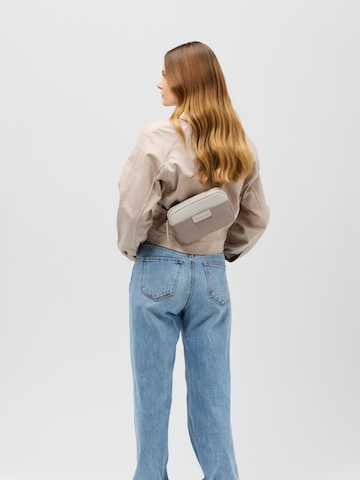 Kapten & Son - Mala de ombro 'Bergen Crossbody' em cinzento
