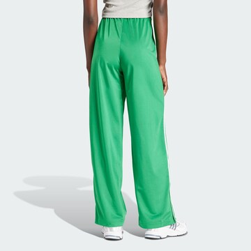 Wide leg Pantaloni 'Firebird' di ADIDAS ORIGINALS in verde
