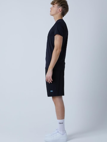 Regular Pantalon de sport 'Shorts' SPORTKIND en noir