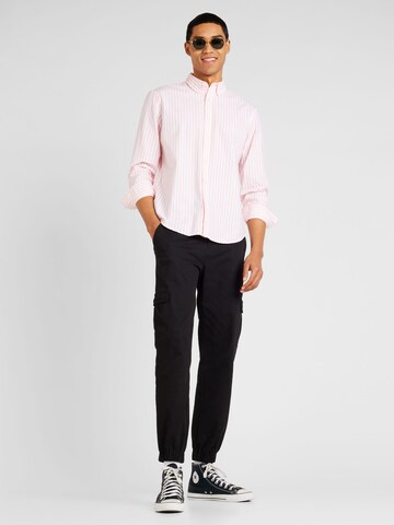 LEVI'S ® - Ajuste regular Camisa 'Authentic' en rosa