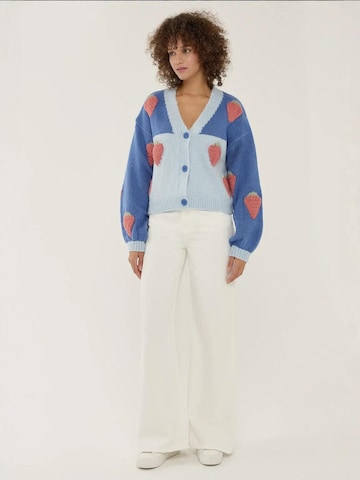 Hiccup Strickjacke in Blau