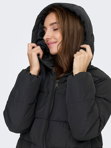 ONLY Between-Seasons Coat in Black