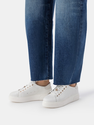 RYLKO Sneaker in Weiß