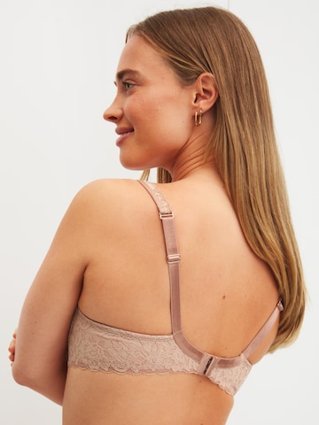 T-shirt Reggiseno 'Natural Comfort Lace' di CALIDA in beige