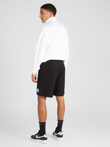 HUGO Regular Shorts 'Diz' in Schwarz