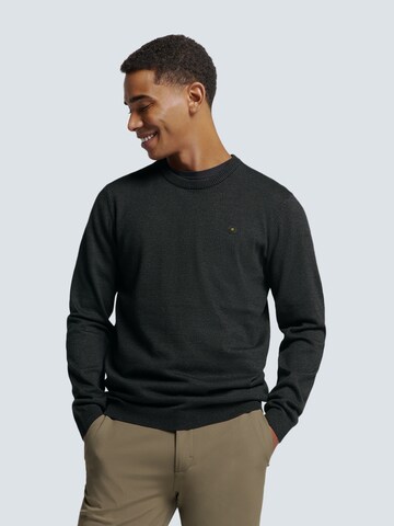No Excess Pullover in Grau: Vorderseite